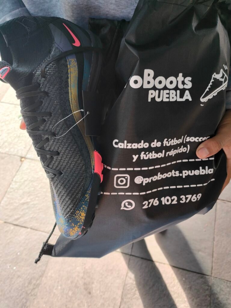 Mercurial Superfly 10 Grey Black Hot Pink TF TFNM2404