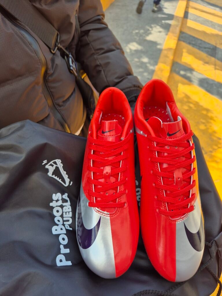 Mercurial Vapor CR7 Red White Black FG FGNC3137