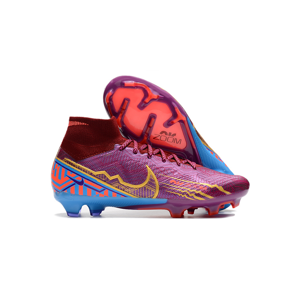 Mercurial Superfly 9 KM remolacha oscuro con azul universitario, morado intenso y detalles dorados para pasto natural.