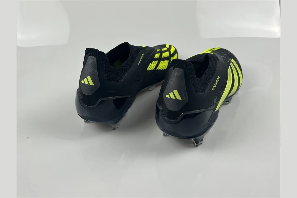 Predator 24 FG #Merky Black Lucid Lemon FGAP1116 - Imagen 3