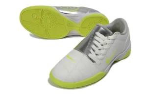 Total 90 III White Volt Silver IC ICNT0337