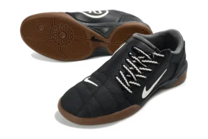 Total 90 III Black White Gum IC ICNT0339