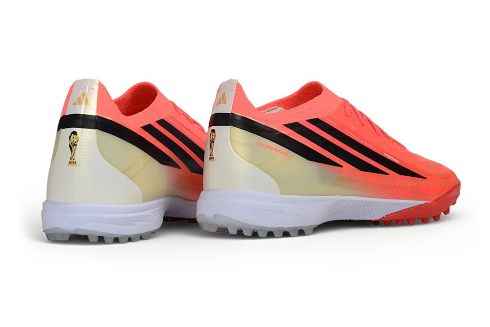 F50 Hyperfast 2026 World Cup Solar Turbo Black Gold Metallic Laceless TF TFAF0731 - Imagen 6