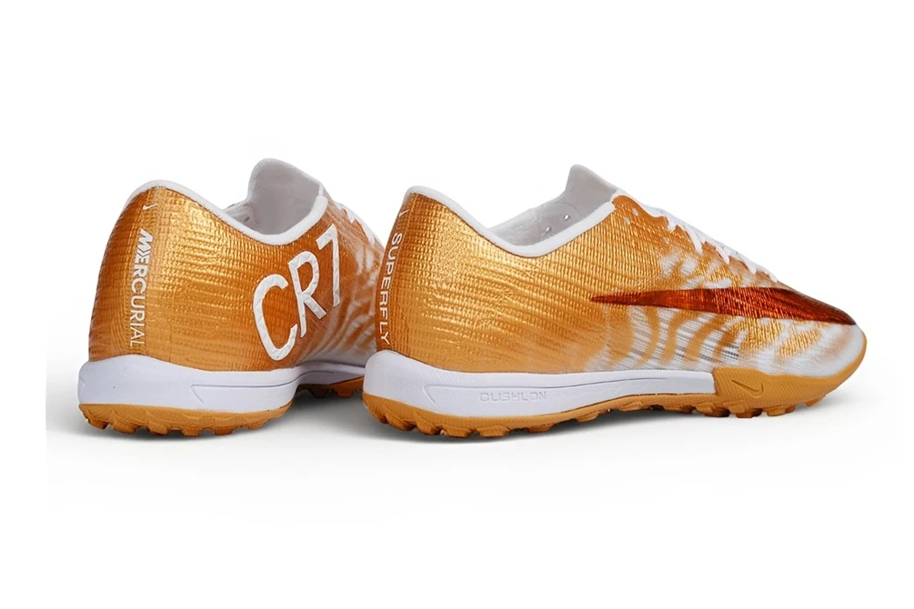 Mercurial CR7 Metallic Gold White Gum TF TFNC1990 - Imagen 5