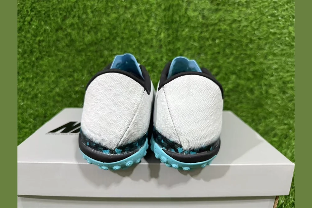 Hypervenom White Black Light Blue TF TFNH1982 - Imagen 3
